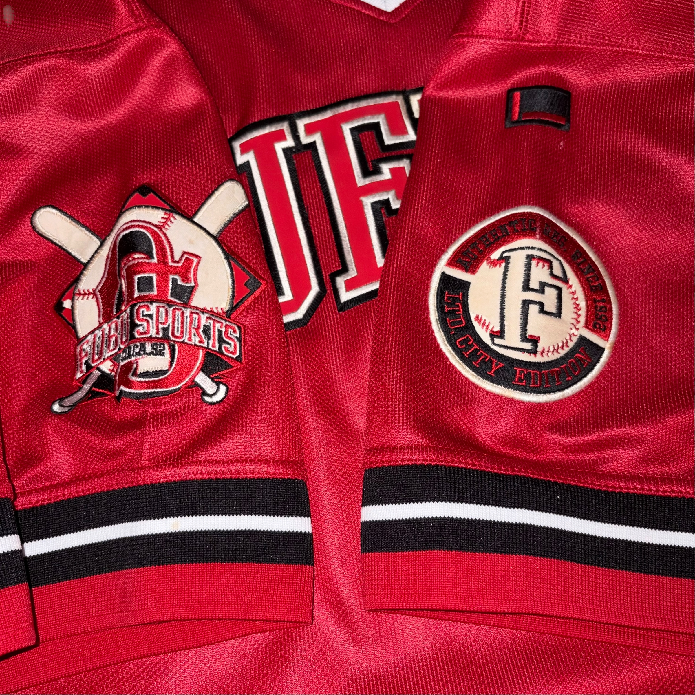 Jersey FUBU Athletics QUEENS Vintage (L)