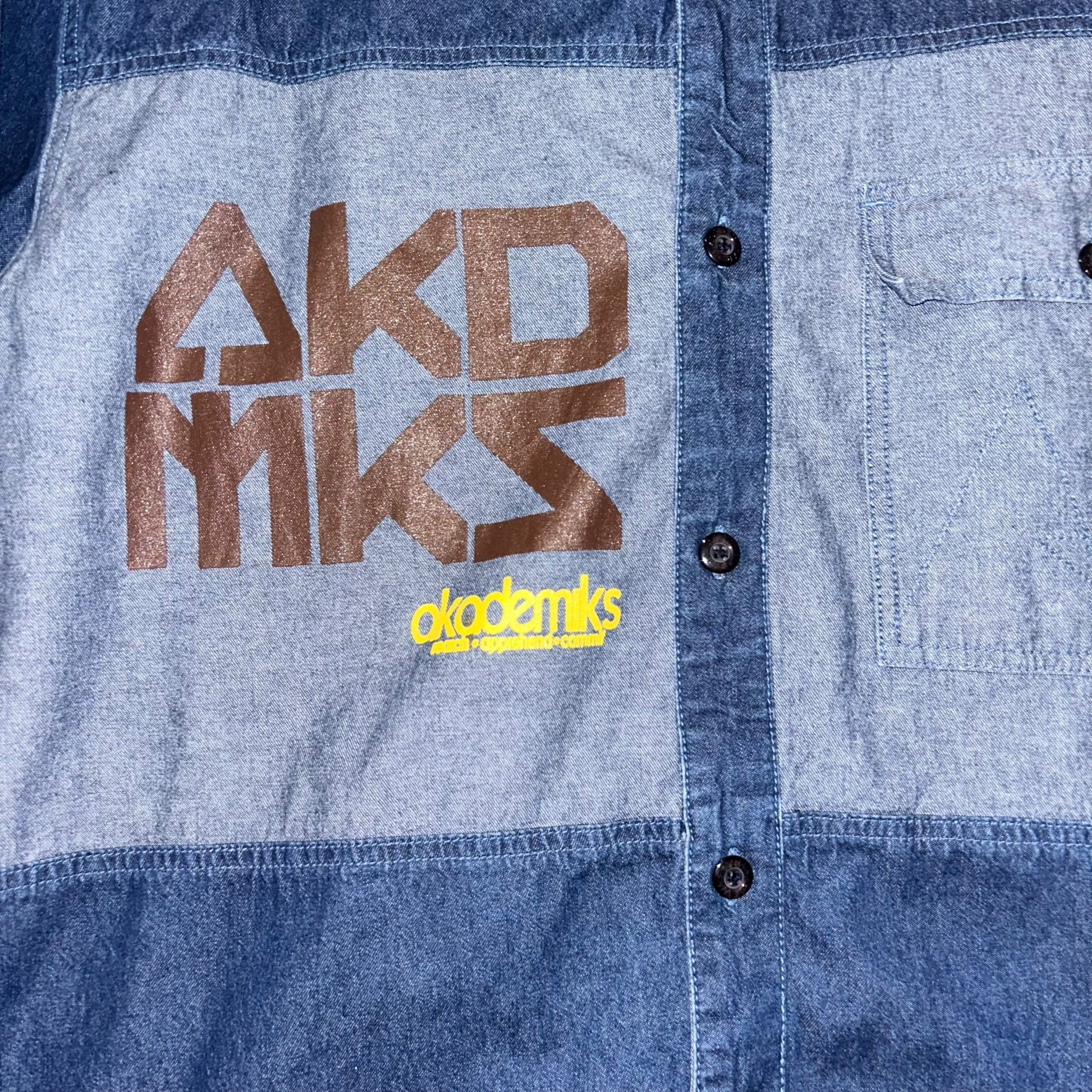 Giacca in Jeans Akademiks Vintage  (XL)